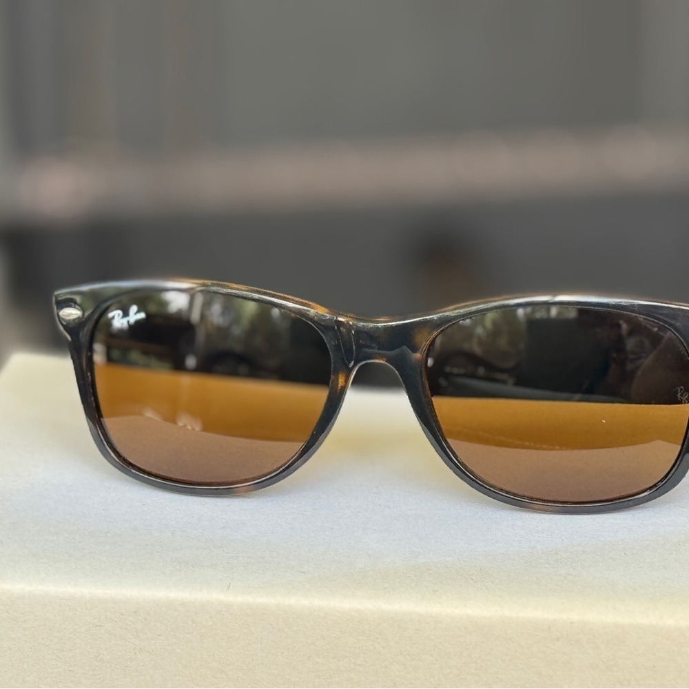 Ray-Ban Wayfarer Tortoise Shell Sunglasses